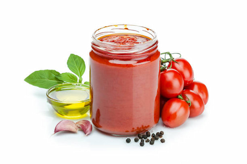 رب گوجه فرنگی غلیظ تهیه شده از گوجه رسیده